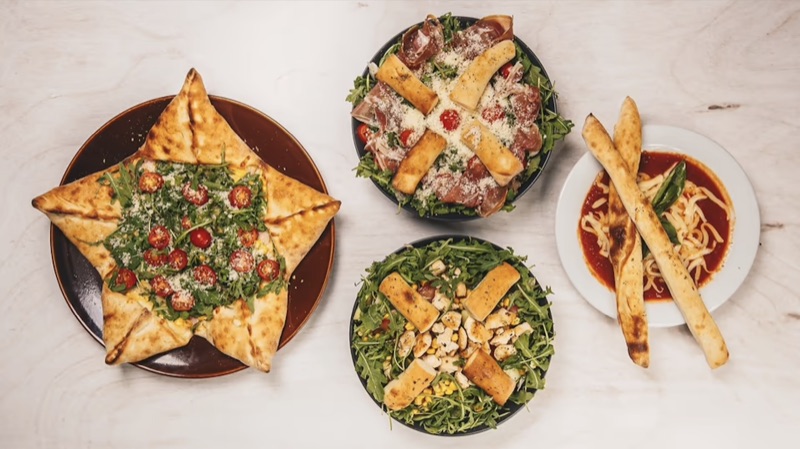 Talianska kuchyňa — čerstvé šaláty a cestoviny